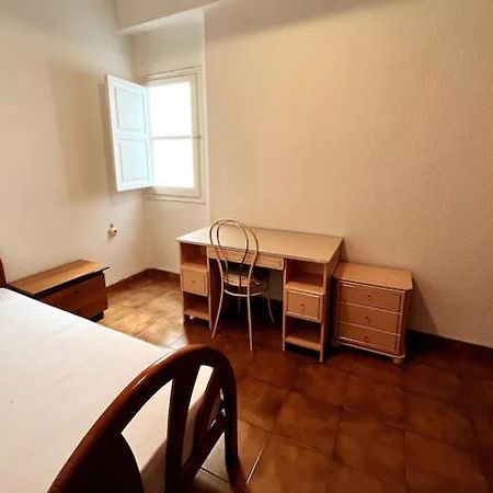 Comfortable Room - Habitacion Acogedora Valencia Ngoại thất bức ảnh