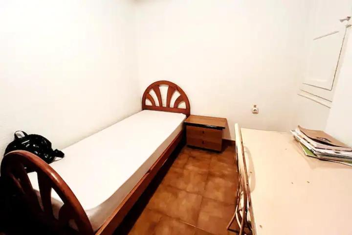 Comfortable Room - Habitacion Acogedora Valencia Ngoại thất bức ảnh