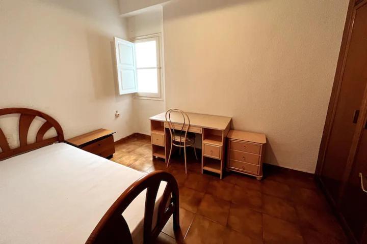 Comfortable Room - Habitacion Acogedora Valencia Ngoại thất bức ảnh